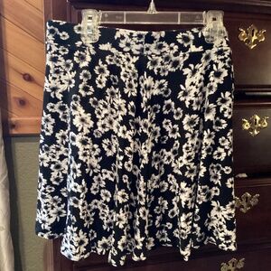 Blac and white floral skirt